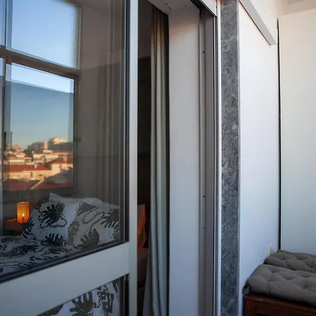 Apartment Just4u 2 Almada