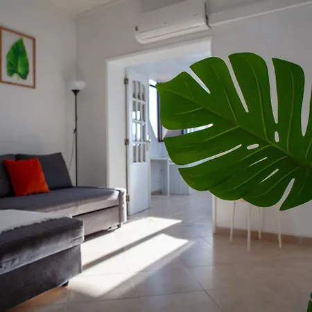 Just4Uapartment 2 - Near Lisbon & Beach - With Ac * ألمادا